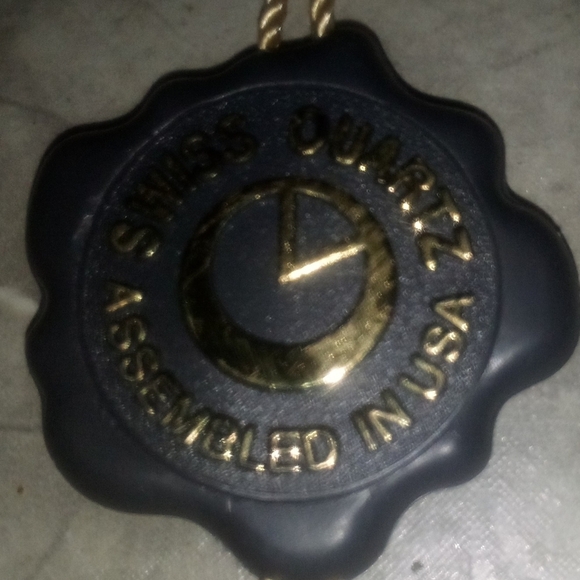 New men watch ⌚ - Picture 3 of 4